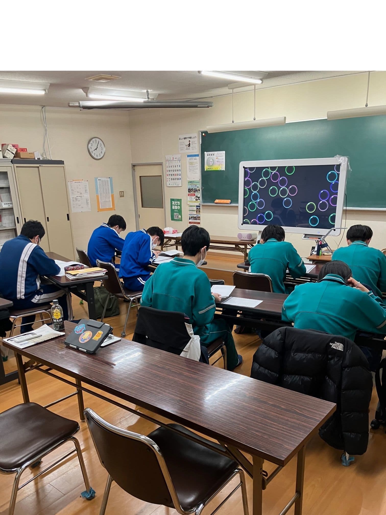 数研ゼミ　切磋琢磨し合える、クラス授業